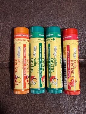 Blistex Satin Nectar Lip Moisturizer, Peach Apricot, Passion fruit, Pineapple